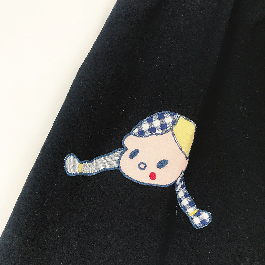 刺繍入りサスペンダースカート